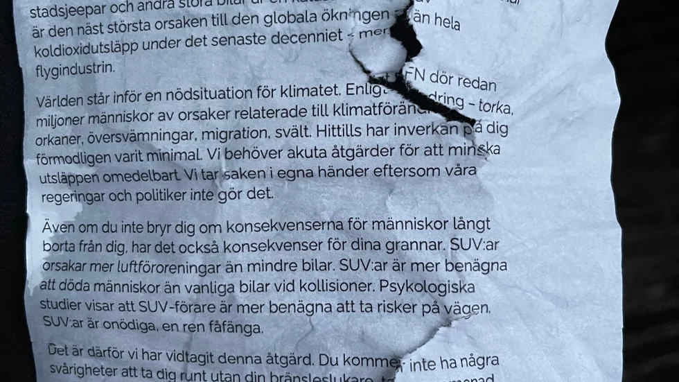 Här är en bild på lappen som sattes på en Uppsalabos bil imorse. 