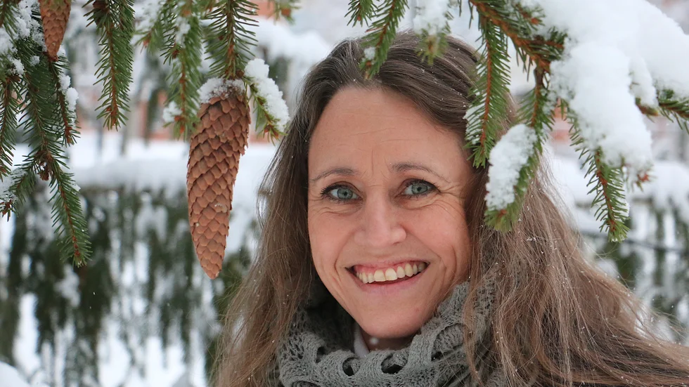 Nu lagom till jul har Johanna Wright släppt jullåten Tomtens snölykta på Spotify. En i raden av låtar som hon lagt ut i år.