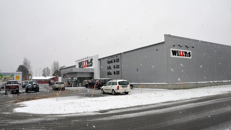 Infarten till Willys är för smal anser insändarskribenten.