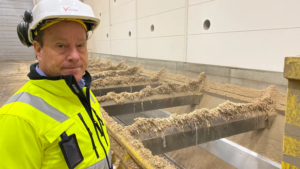 Biobränslet som värmer många hushåll i Enköping har ökat kraftigt i pris och nu höjer Ena Energi priset på fjärrvärmen, berättar bolagets vd Torbjörn Claesson. 