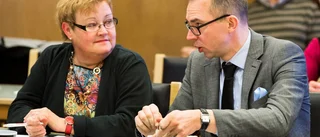 Alla mot sossarna om ökad sponsring