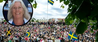 Skolavslutning på Vallarna blir politisk fråga ✓Liberalerna sågar motiveringen ✓"Inkompetensförklarar föräldrar och lärare"
