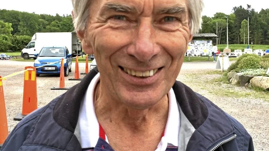 Nävekvarnsprofilen Ulf Myrman är död. 