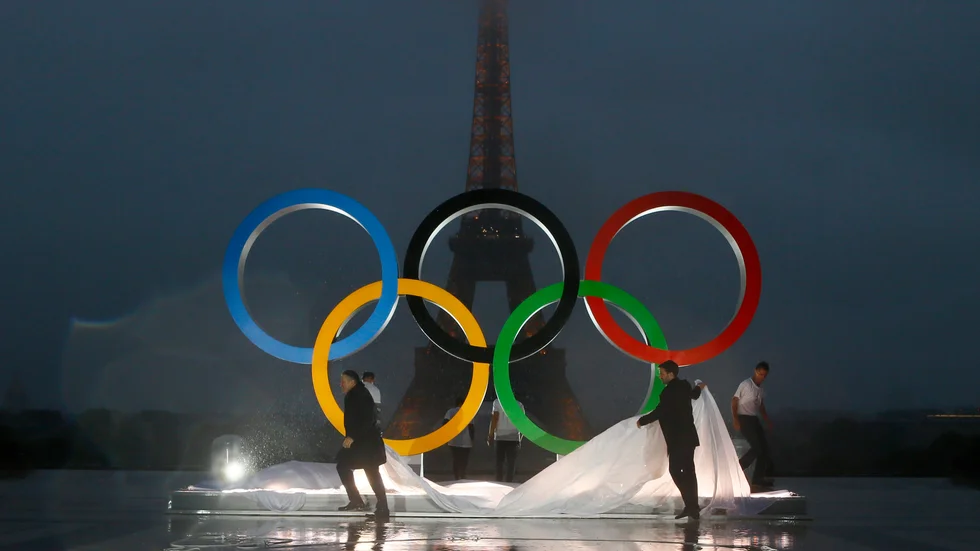 Sommarspelen 2024 ska hållas i Paris och 2028 är det sommarspel i Los Angeles. SVT borde förhålla sig transparent gentemot skattebetalarna och gå ut med vad rättigheterna kostade, skriver Rebecka Undén.