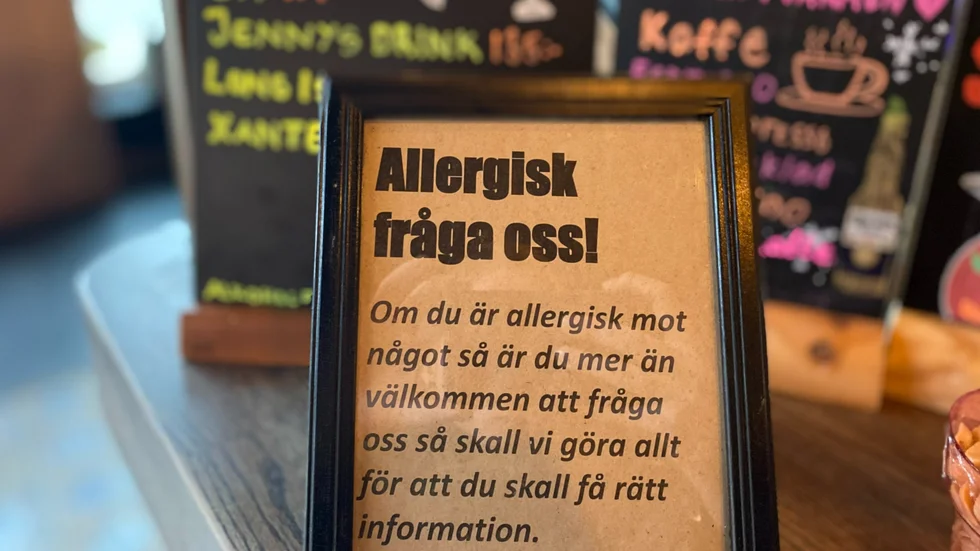 Flera restauranger och kaféer brister i information om allergener.
