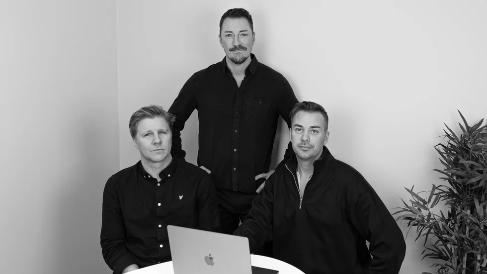Erik Wallberg, Tomas Nordström och Jon Lundström på Pregame gläds åt framgångarna med Fantasy SHL.