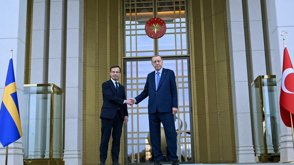 Statsminister Ulf Kristersson (M) träffar Turkiets president Recep Tayyip Erdogan vid presidentpalatset i Ankara. 