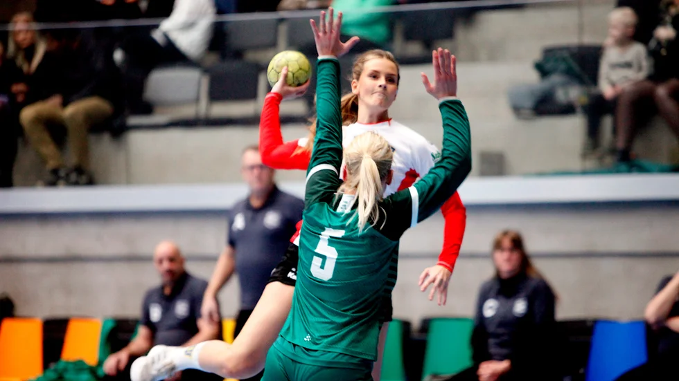 Lovisa Skagerlind fick pris som matchens lirare i EHF.