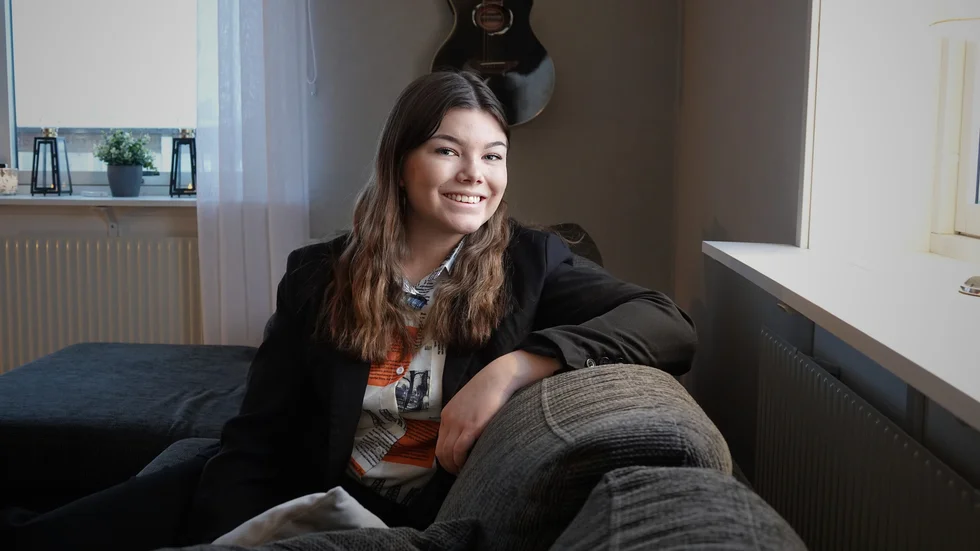 Maria Dufström har nyligen släppt sin debutsingel "Better Alone". Musiken arbetar hon med på sidan av sitt vanliga jobb och målet är att släppa en till singel i år.
