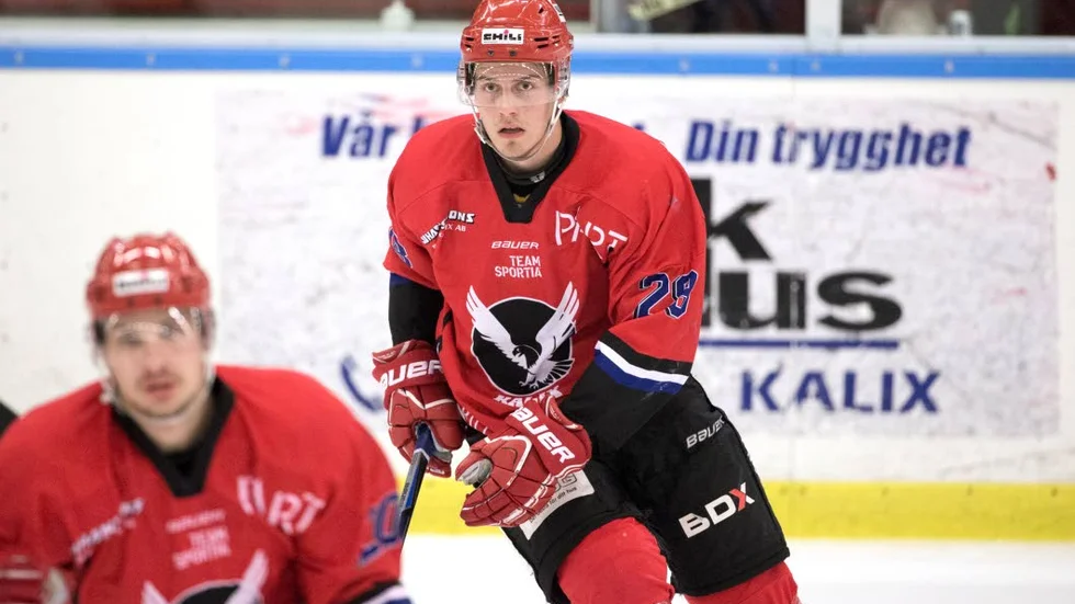 Tungt. Marcus Sandström och Kalix HC åkte på en ny svidande förlust.
