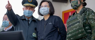 Kina varnar Taiwan över mellanlandning i USA