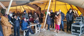 Samiska festivalen lockade många till jättekåtan