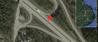 Lastbil stillastående på E18 - problem i trafiken