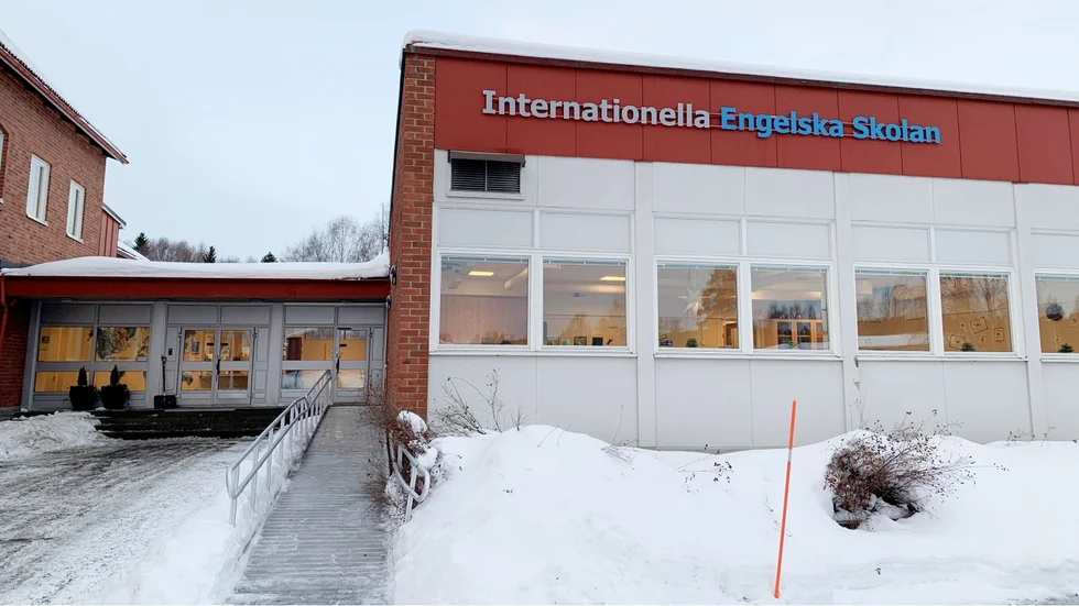 Branden bröt ut på en toalett på Engelska skolan.