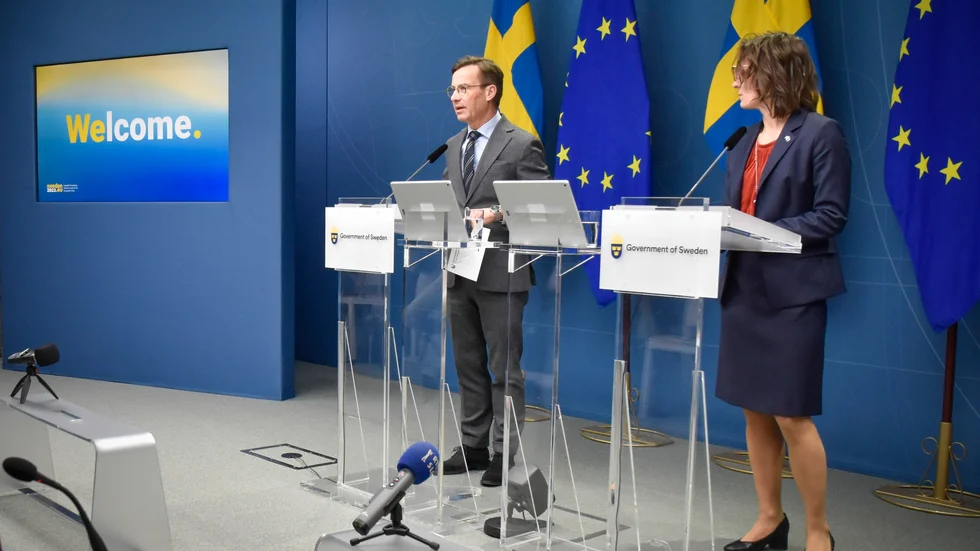Statsminister Ulf Kristersson och EU-minister Jessika Roswall håller presskonferens för influgna EU-korrespondenter i Stockholm.