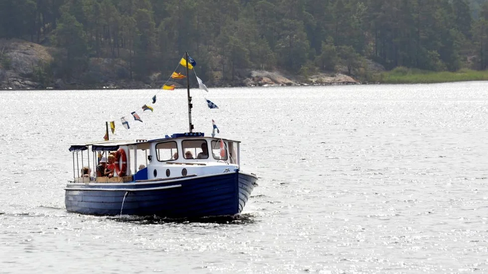 Trafik. Turbåten m/s Blanka gjorde turer under hela dagen.