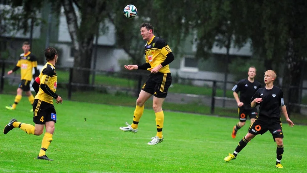 Stekhet. Hjalmar Grahn svarade för ett äkta hat trick när VFF tog en klar seger mot IFK Oskarshamm.