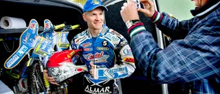 Kasprzak flaggar för Västervik Speedway