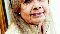 Dags igen?Lena Nyman vann 1967/1968 en Guldbagge för sin roll i de två "Jag är nyfiken"-filmerna. Nu har hon chansen att segra igen, för sin tolkning av Edith i "Att göra en pudel".                         Foto: Cornelia Nordström/Scanpix