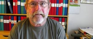 Charley sa upp kontraktet med hyresgästföreningen