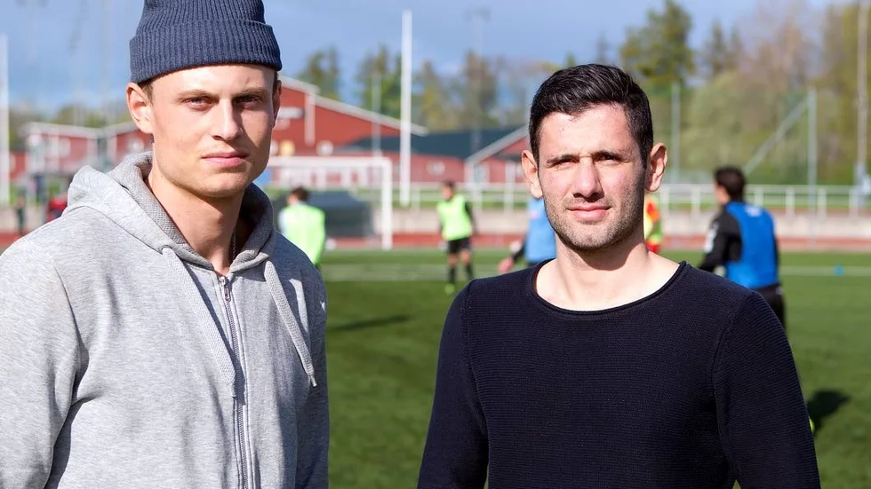 Mittlåset. Marcus Haglind-Sangré och George Tanzi fostrades tillsammans i derby. Nu är de återförenade i Maifs mittförsvar.
