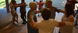 Premiärdans på Skolparkens scen