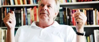 Hans jobb är att hitta rätt person