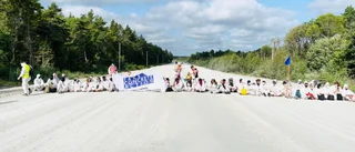 Klimataktionen i Slite • Aktivister blockerar Cementas väg • ”Det har varit en jättefin dag”