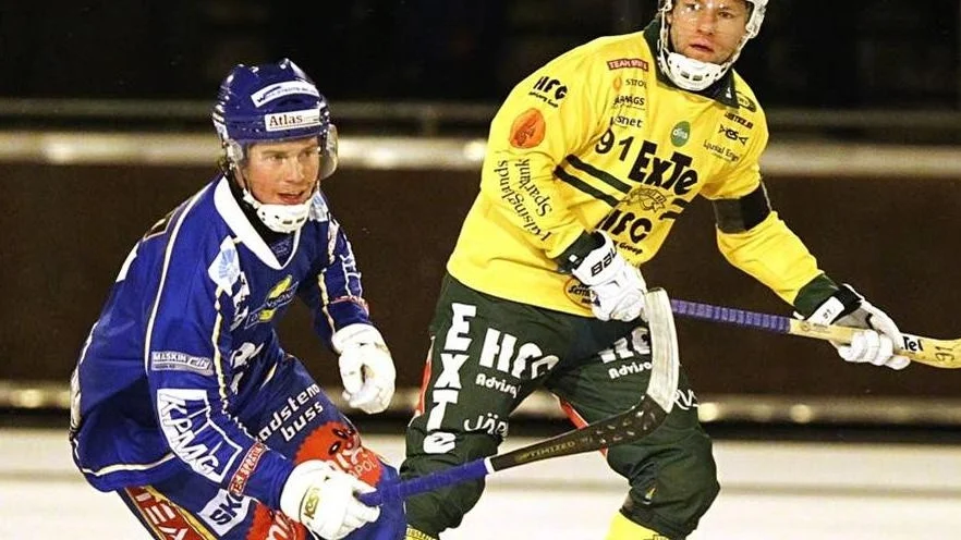 Oscar Folkesson gjorde tre mål när IFK Motala fick 7-7 borta mot Kalix i kvalpremiären.