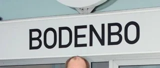 Lindgren slutar - vill inte sitta på två stolar