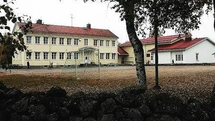 Ännu en gång finns det planer på att lägga ner Pålänge skola. Denna gång hotas även förskolan.FOTO: Lotta Nilsson