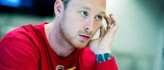 "Hör inte hemma på en hockeyrink"