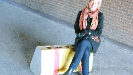 Haparanda kommun sätter inga bromsklossar i vägen för ungdomar med företagsideér. "De ska få allt stöd de behöver", säger projektansansvarig Kerstin Sippula. FOTO: Linda Danhall