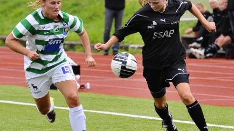 Linn Brännström och Luleå Damfotboll hade en bra första halvlek mot Morön.