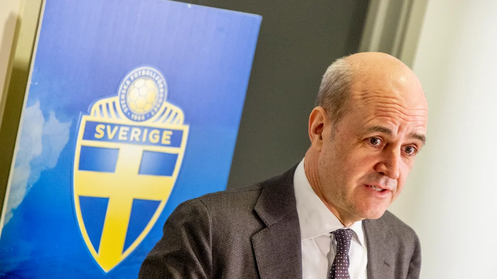 Svenska fotbollförbundets ordförande Fredrik Reinfeldt vid en pressträff inför tisdagens träningslandskamp.
