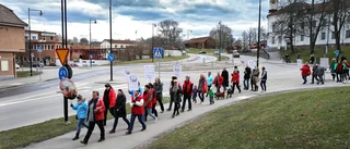 Kommunal tågade mot kommunens utlasningar