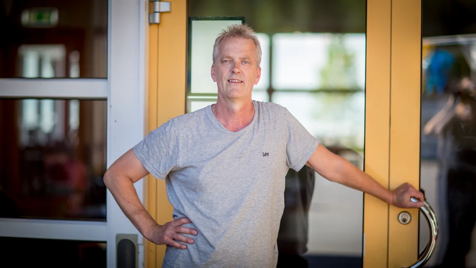 Lasse Gustavsson har varit verksamhetschef på Hjälmargården sedan 2019. Under den tiden har han upplevt några märkliga år med pandemi, krig i Ukraina och en stigande inflation. 