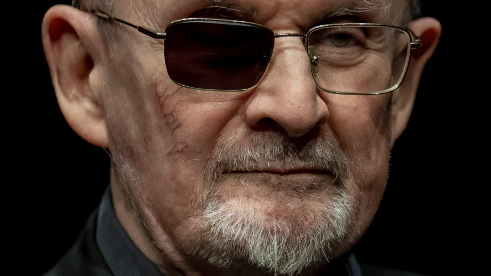 Salman Rushdie förlorade sitt ena öga i samband med attacken den 22 augusti 2022. Arkivbild.