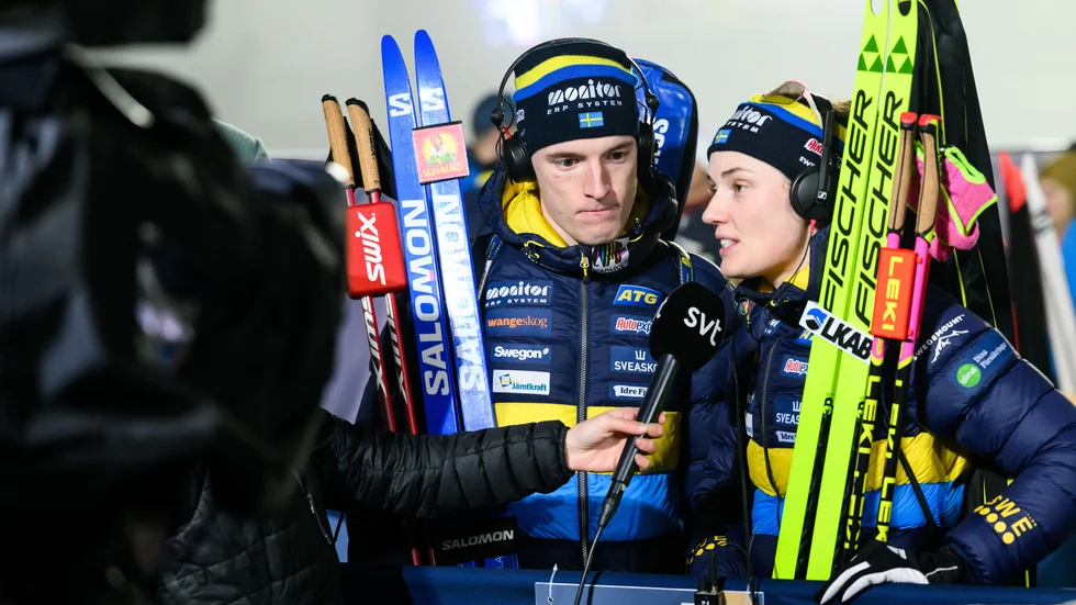 Det ville sig inte för Sebastian Samuelsson och Hanna Öberg i singelmixedstafetten. Sverige missade medalj igen.