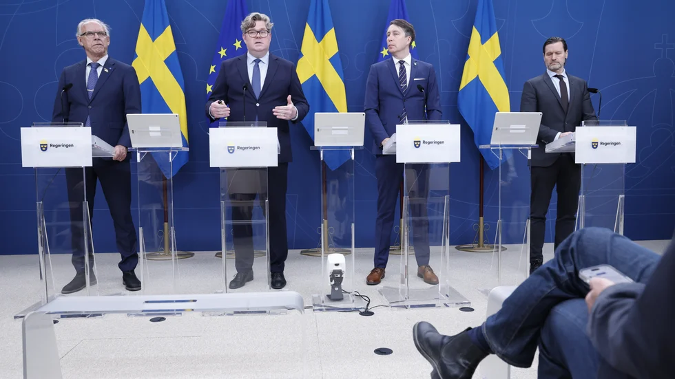 Justitieminister Gunnar Strömmer (M) håller pressträff tillsammans med Richard Jomshof (SD), Torsten Elofsson (KD) och Martin Melin (L) där regeringens förslag om säkerhetszoner, även kallat visitationszoner, presenteras.