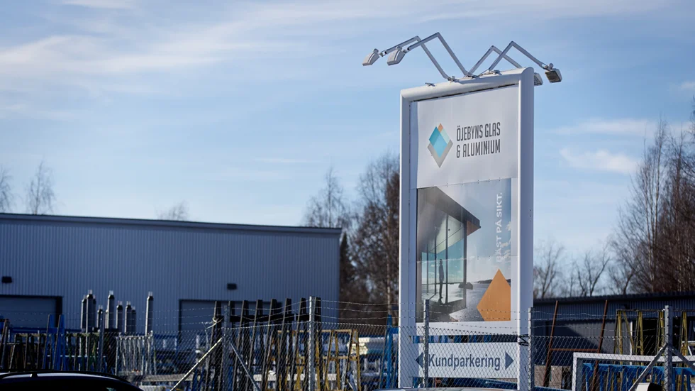 Ett nytt varsel hotar fabriken i Öjebyn. Arbetsgivaren har inlett förhandlingar med fackförbunden Byggnads Norrbotten och Unionen. (Arkivbild)