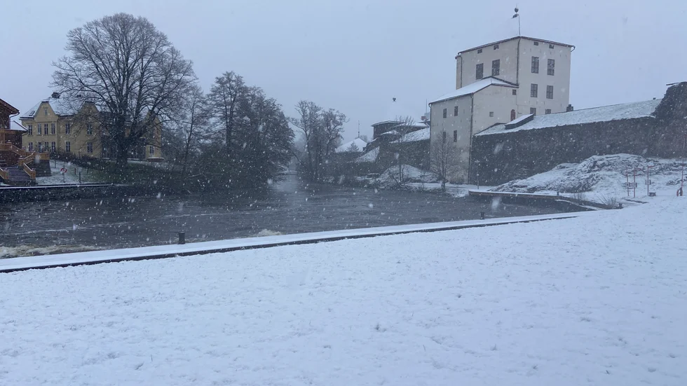 Så här såg det ut i Nyköping på fredagen. Men nu väntas värmen.