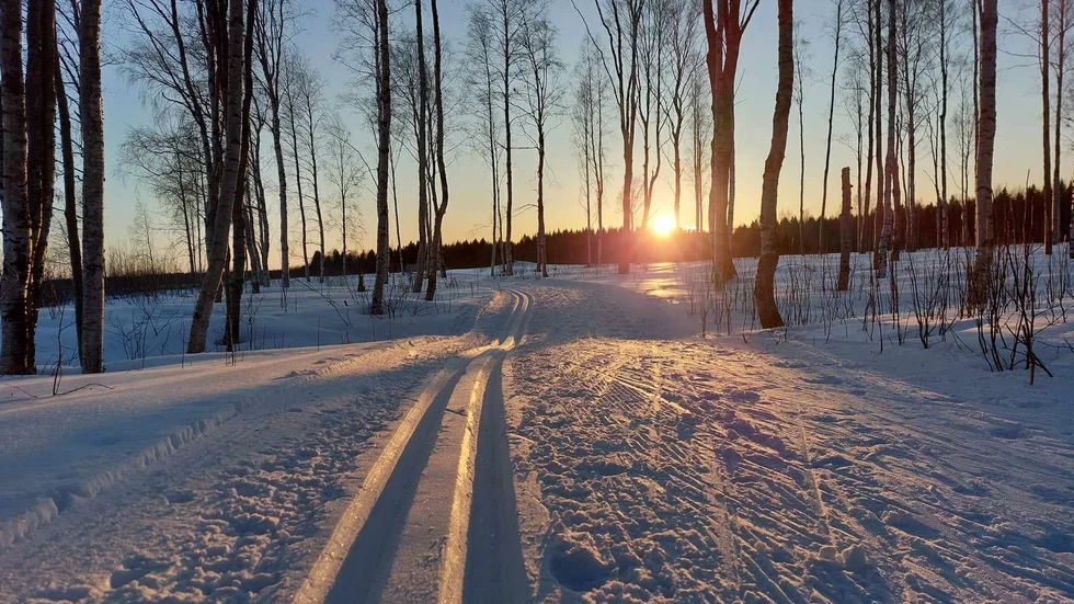 Vacker kvällsbild. Sune Nilsson har skickat in denna fina bild på solnedgången i Haparanda. Har du en bild du vill dela med dig av? Mejla familj@kuriren.com. Ange dina kontaktuppgifter samt berätta lite om bilden.     