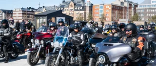 Majrundan lockade 500 motorcykelekipage