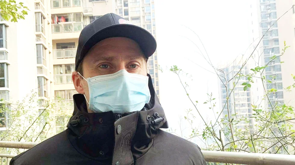 "Det var många inom media hemma i Sverige och de andra nordiska länderna som hörde av sig till mig under den där tiden eftersom jag var en av få européer som blev kvar, så för de flesta är jag Wuhan-Johan", säger Luleå Hockeys nye juniortränare Johan Björnfot.