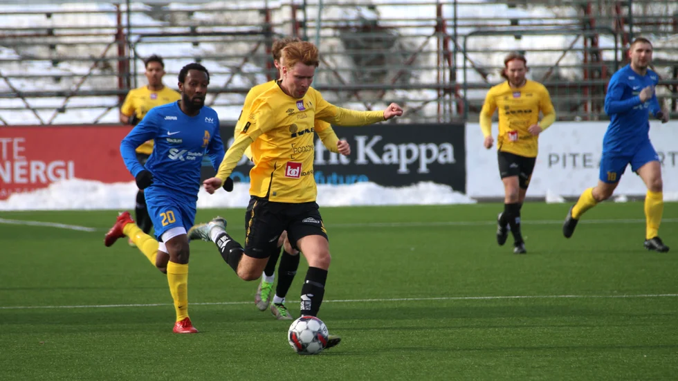 Theodor Berntzén har spelat fotboll i Infjärden så gott som hela sitt liv, men nu byter han klubb till Piteå IF. (Arkivbild)