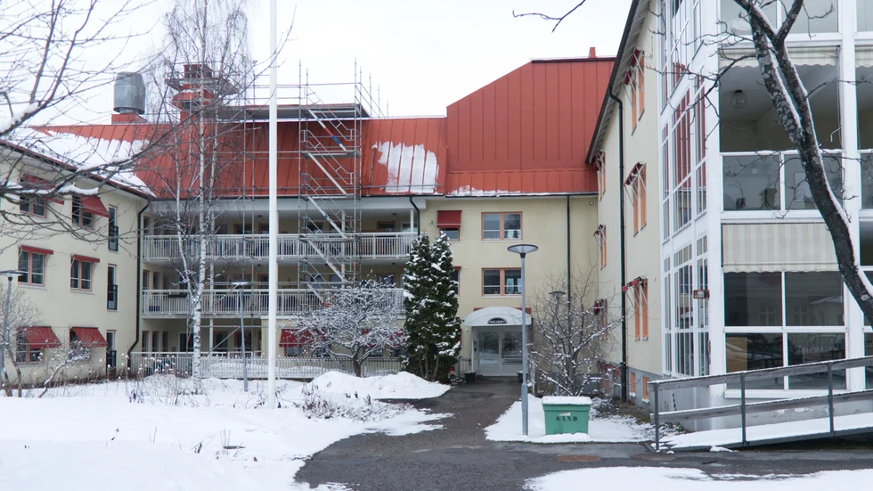 Boende på äldreboendet Mogården får en hyreshöjning på 5,5 procent från och med i maj.