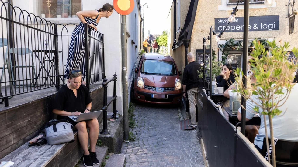 Kört fast på Vårdklockegatan.