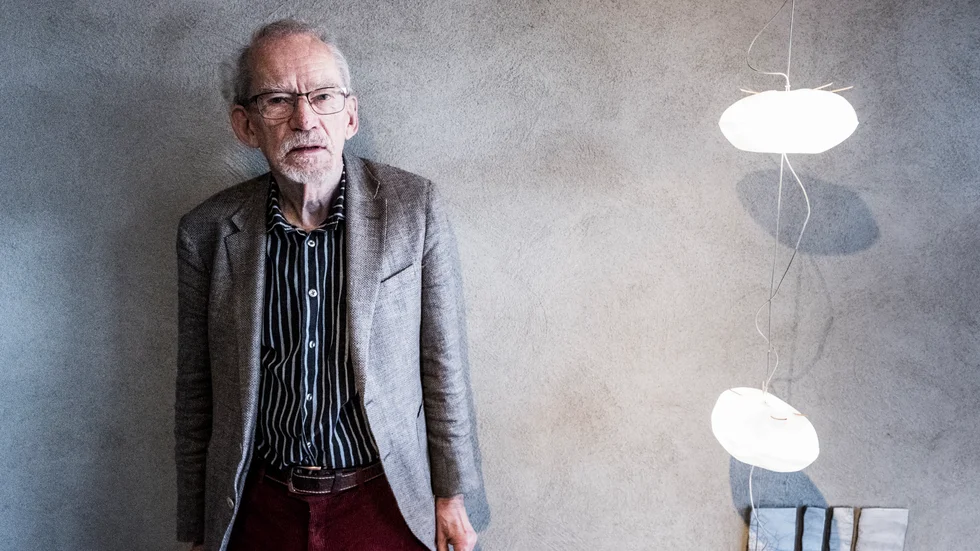Idéhistorikerna Sven-Eric Liedman honoreras av krönikören Jan-Olof Nyström för hans förmåga att odla levande tankar och vandra i tänkarnas värld.
