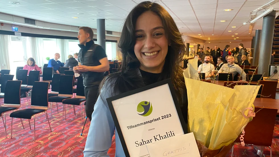 Bollihops eldsjäl Sahar Khalili tilldelades första Tillsammanspriset i mars 2023.